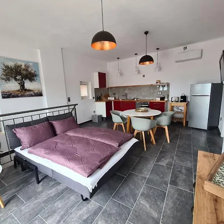 Appartement Townhouse *