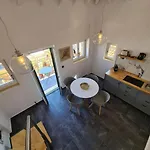 Townhouse * גיתיו
