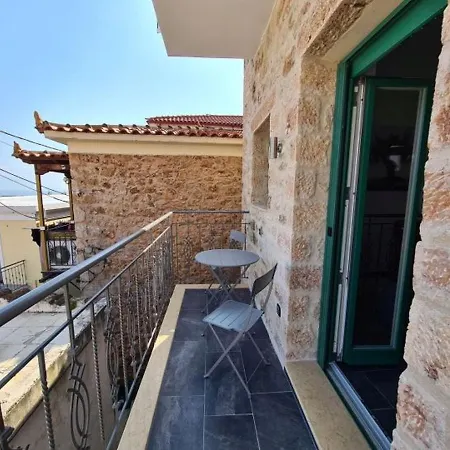 Townhouse Daire Gytheio