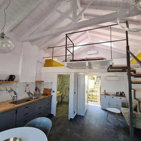 Townhouse *