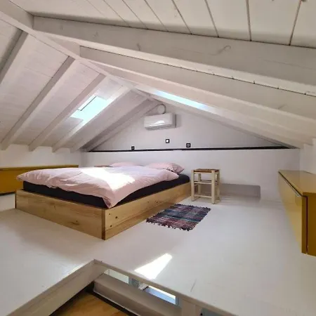 Townhouse * Gythio