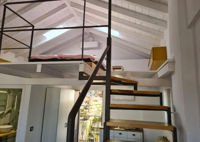 Townhouse * Gythio